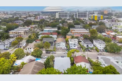 519 NW 10th Ave, Miami, FL 33136 - Photo 14