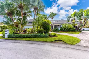 9260 SW 101st St, Miami, FL 33176 - Photo 2