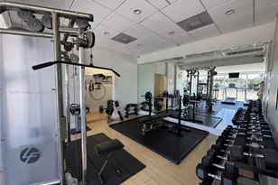 5750 Collins Ave, Miami Beach, FL 33140 - Photo 38