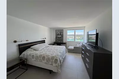 5750 Collins Ave #4F, Miami Beach, FL 33140 - Photo 22