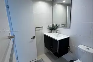 5750 Collins Ave, Miami Beach, FL 33140 - Photo 20