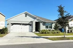 1827 Silverbell Loop, Other City - In The State Of Florida, FL 33844 - Photo 1