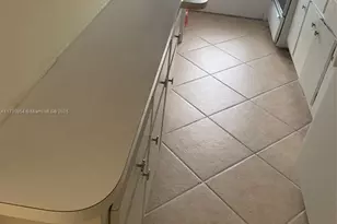 122 NE 204th St, Miami Gardens, FL 33179 - Photo 10