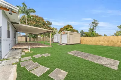 11925 SW 182nd Ter, Miami, FL 33177 - Photo 14