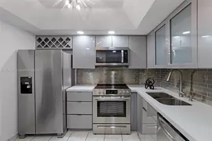 1623 Collins Ave, Miami Beach, FL 33139 - Photo 1