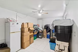 451 W 39th St, Hialeah, FL 33012 - Photo 38