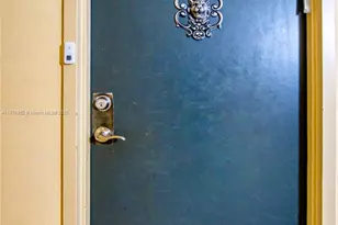 251 174, Sunny Isles Beach, FL 33160 - Photo 38