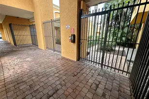 17911 NW 68th Ave, Hialeah, FL 33015 - Photo 42