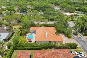 15210 SW 74th Ct, Palmetto Bay, FL 33157 - Photo 2