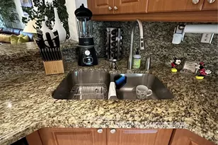 425 E 3rd Ave, Hialeah, FL 33010 - Photo 4