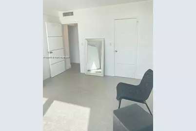 2899 Collins Ave #548, Miami Beach, FL 33140 - Photo 14