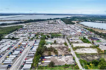 12140 NW 157th Street, Hialeah, FL 33018 - Photo 24