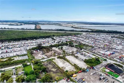 12140 NW 157th Street, Hialeah, FL 33018 - Photo 18