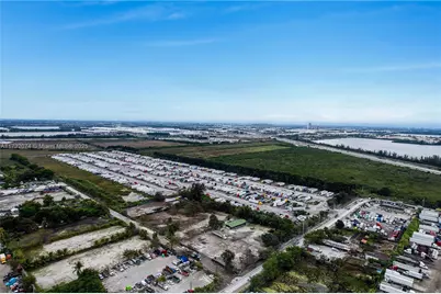 12150 NW 157th St, Hialeah, FL 33018 - Photo 12