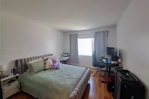 450 Golden Isles Dr, Hallandale Beach, FL 33009 - Photo 12
