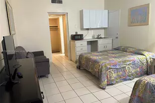 26 Diplomat Pkwy, Hallandale Beach, FL 33009 - Photo 10