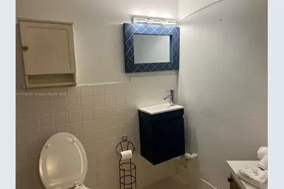 26 Diplomat Pkwy #2332, Hallandale Beach, FL 33009 - Photo 14