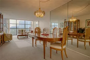 600 Parkview Dr, Hallandale Beach, FL 33009 - Photo 4