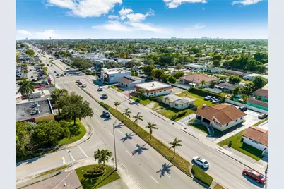 9950 SW 40th St, Miami, FL 33165 - Photo 28