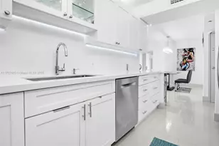 3675 N Country Club Dr, Aventura, FL 33180 - Photo 14