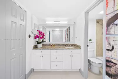 3675 N Country Club Dr #1006, Aventura, FL 33180 - Photo 20