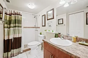 1100 Colony Point Cir, Pembroke Pines, FL 33026 - Photo 22