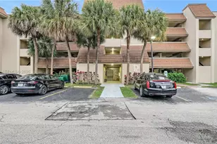 481 Ives Dairy Rd, Miami, FL 33179 - Photo 2