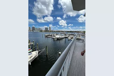 18031 Biscayne Blvd #PH03, Aventura, FL 33160 - Photo 4