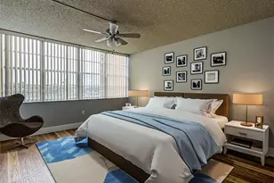 1200 St Charles Pl, Pembroke Pines, FL 33026 - Photo 8