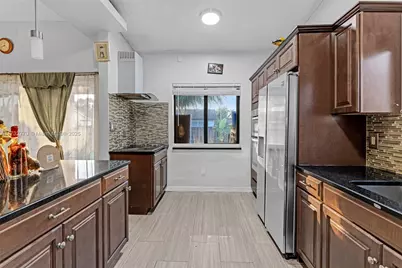 28268 SW 136th Ave, Homestead, FL 33033 - Photo 8
