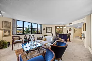 300 Three Islands Boulevard, Hallandale Beach, FL 33009 - Photo 18