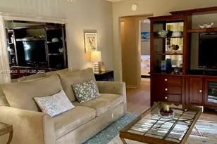 442 Pine Glen Ln, Greenacres, FL 33463 - Photo 2