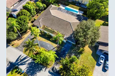 8406 NW 35th St, Coral Springs, FL 33065 - Photo 40