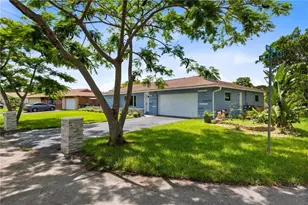 9106 NW 72nd Ct, Tamarac, FL 33321 - Photo 2
