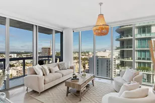 6899 Collins Ave, Miami Beach, FL 33141 - Photo 2