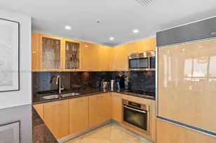 6899 Collins Ave, Miami Beach, FL 33141 - Photo 16