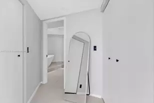 1000 Island Blvd, Aventura, FL 33160 - Photo 24