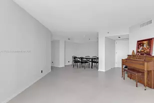 1000 Island Blvd, Aventura, FL 33160 - Photo 8