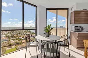 1000 Island Blvd, Aventura, FL 33160 - Photo 16