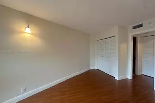 1121 Crandon Blvd, Key Biscayne, FL 33149 - Photo 18