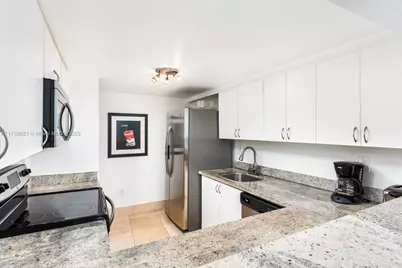 5445 Collins Ave #M15, Miami Beach, FL 33140 - Photo 34