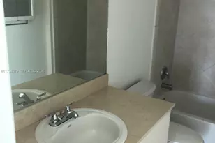 7600 Collins Ave, Miami Beach, FL 33141 - Photo 10