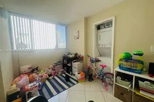 17878 N Bay Rd, Sunny Isles Beach, FL 33160 - Photo 14