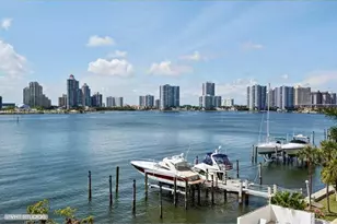 17878 N Bay Rd, Sunny Isles Beach, FL 33160 - Photo 2