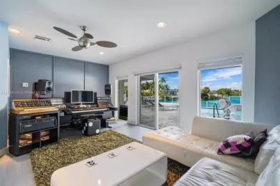 2091 NE 191st Dr, North Miami Beach, FL 33179 - Photo 28