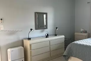 4805 NW 35th St, Lauderdale Lakes, FL 33319 - Photo 16