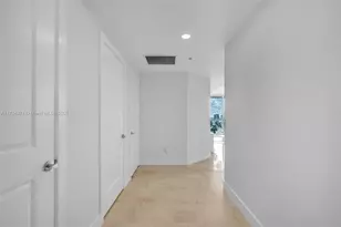 315 NE 3rd Ave, Fort Lauderdale, FL 33301 - Photo 12