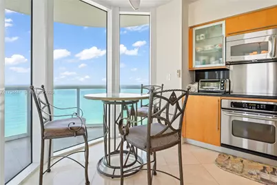 6365 Collins Ave #1901, Miami Beach, FL 33141 - Photo 16