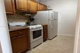 [Address not provided], Hallandale Beach, FL 33009 - Photo 4