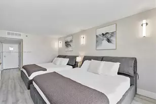 19201 Collins Ave, Sunny Isles Beach, FL 33160 - Photo 10